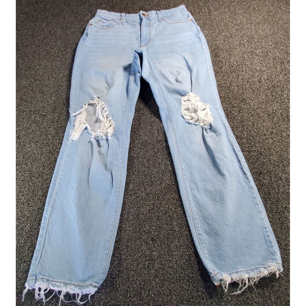 Universal Thread Jeans Women's 10R Straight High Rise Ripped Fray Hem Light Wash